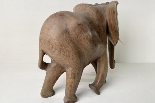 Afrikanischer Holzelefant