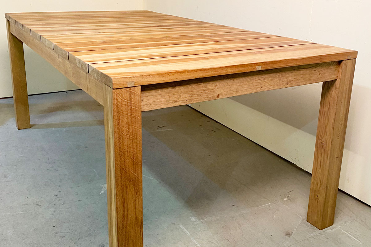 Classic Gallery - Teakholz Tisch, handgefertigt